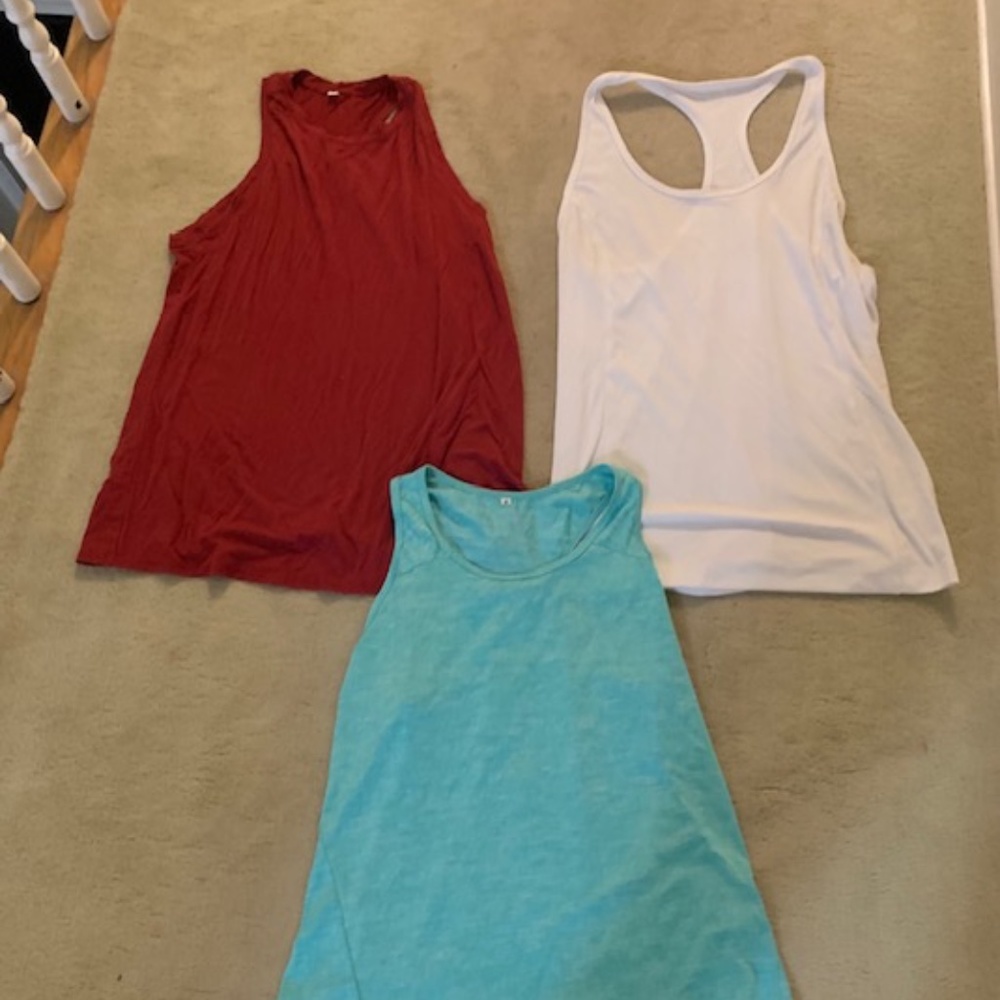 Red Size Medium Tank Top